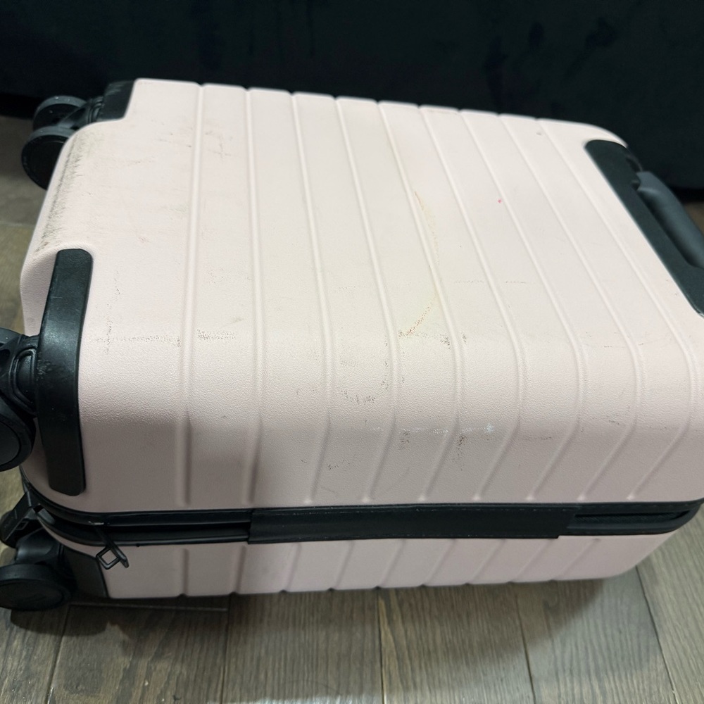 Away Pink Suitcase - Picture 5 of 7